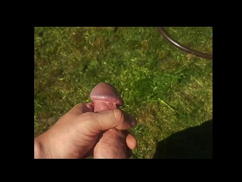 ❤️ Hottie sħun gets pussy roża tagħha fucked u cums bi squirt fi ġnien tas-sajf ❌ Porn anali lilna ❌